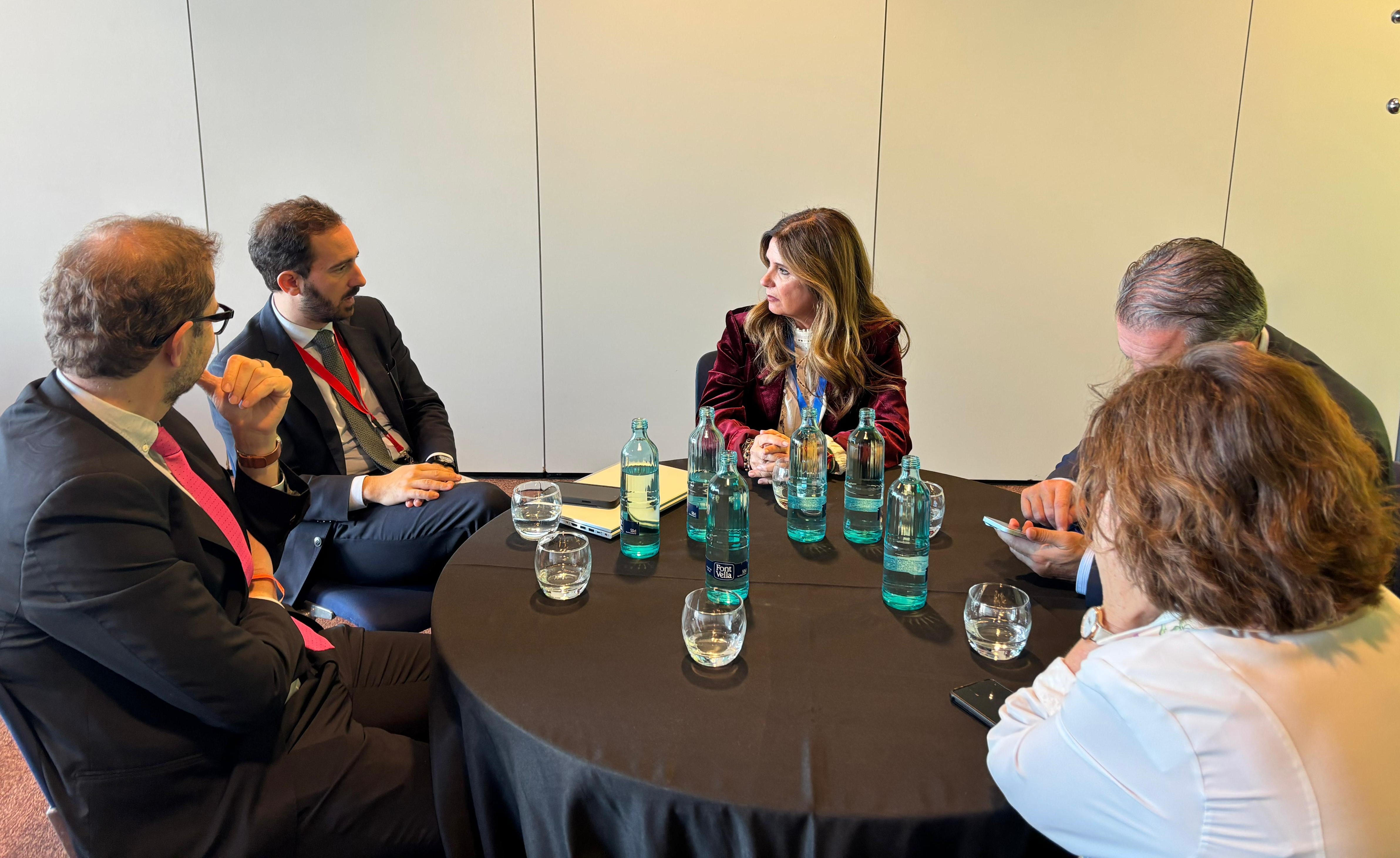 Imagen de El Ayuntamiento promueve contactos y sinergias en el marco del VII Congreso Nacional de Industria con el fin de potenciar este sector en Linares