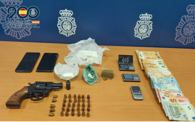 Imagen de En Jaén se desmantela un establecimiento de venta de drogas por parte de la Policía Nacional.