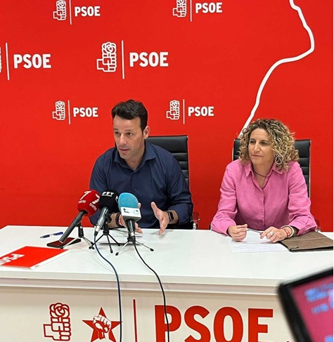 Imagen de El Psoe de Linares confirma la mala gestion del PP  que lleva a los deportista al borde del precipicio