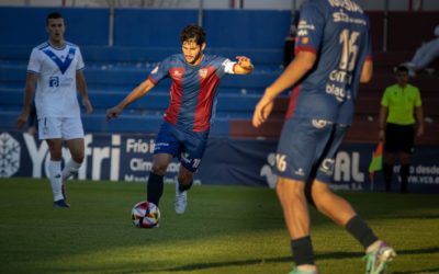 Imagen de El jugador internacional de Georgia, Lado Mokhevishvili, ha firmado un contrato con el Linares Deportivo hasta el 30 de junio de 2025.