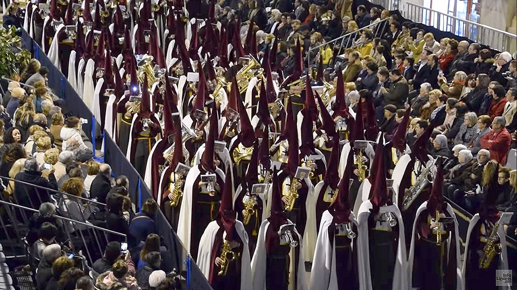 Imagen de El Ayuntamiento de Linares apoya la promoción de las bandas de cabecera de las cofradías del Rescate y del Nazareno fuera de la ciudad