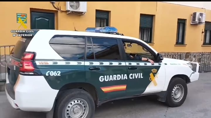 Imagen de Efectivos de la Unidad de Seguridad Ciudadana (USECIC) de la Guardia Civil de Jaén, se dirigen a las zonas afectadas por la DANA en Valencia.