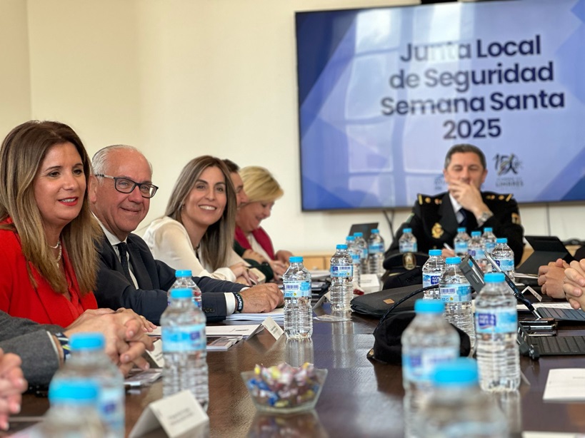 Imagen de Jesús Estrella reitera la colaboración de la Junta en el dispositivo especial de la Semana Santa de Linares