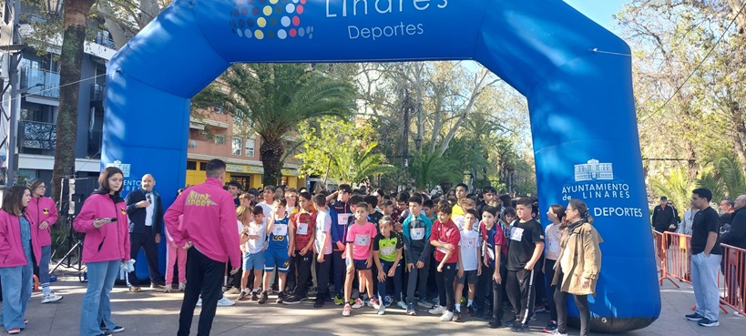 Imagen de 600 menores de Linares participan en la I Carrera por la Salud organizada en el municipio