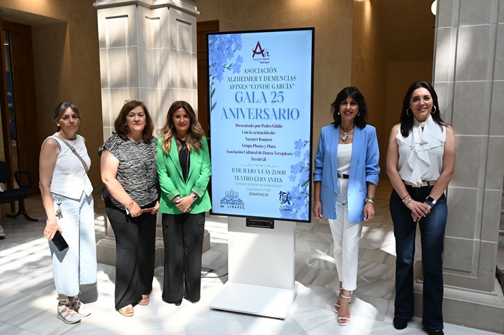 Imagen de Linares Apoya la Gala del 25º Aniversario de la Asociación de Alzheimer 'Conde García'