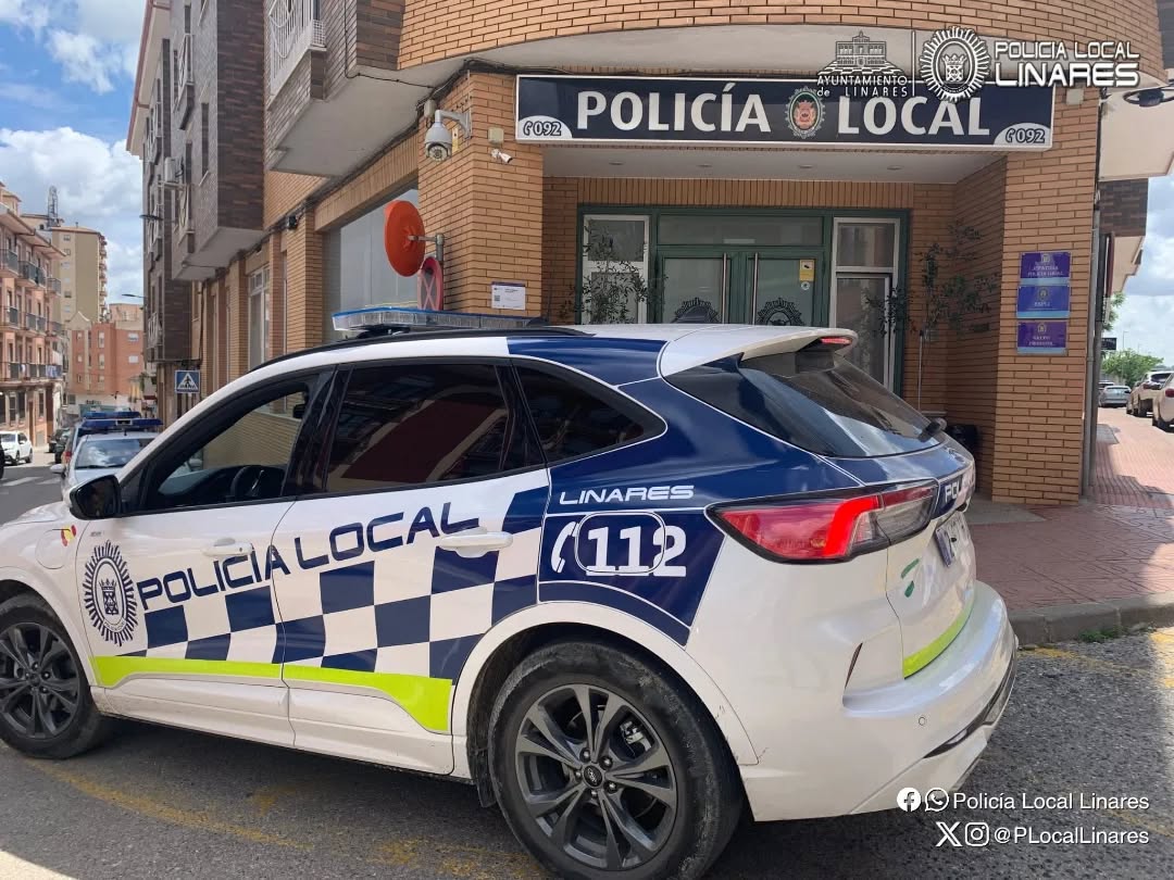 Imagen de Intervención urgente en la A-312: la rápida actuación policial evita una tragedia