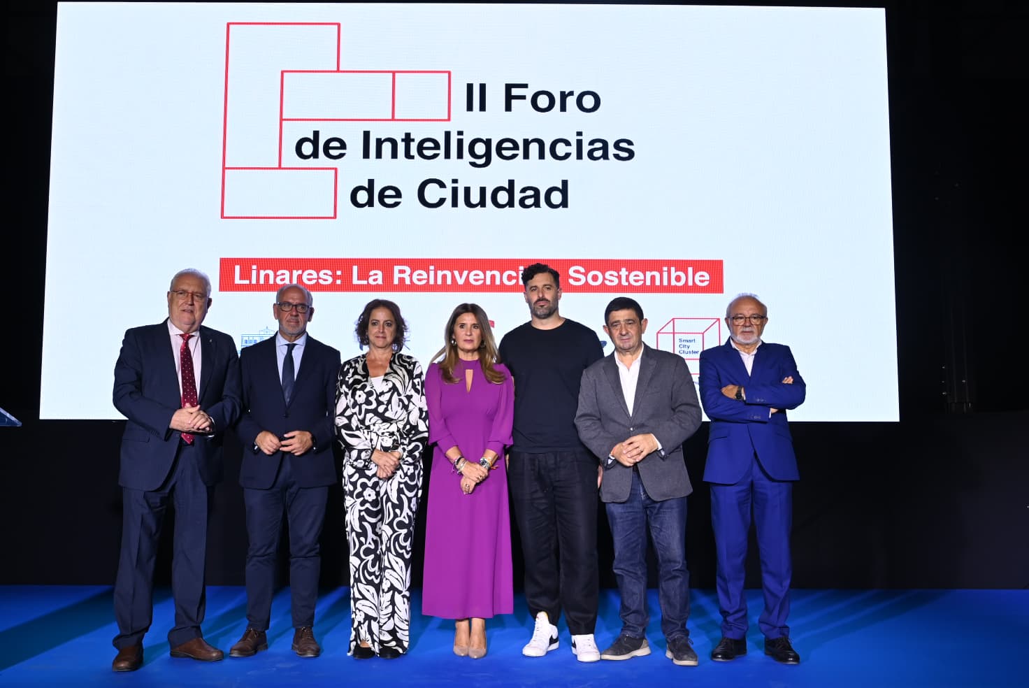 Imagen de La alcaldesa señala que “Linares se ha convertido en un ejemplo de reinvención y de futuro”, en la apertura del II Foro de Inteligencias de Ciudad