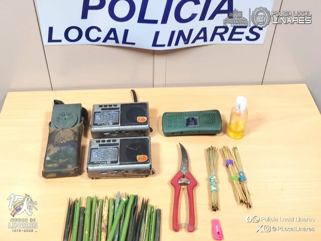 Imagen de La Policía Local de Linares interviene utensilios para la captura ilegal de aves