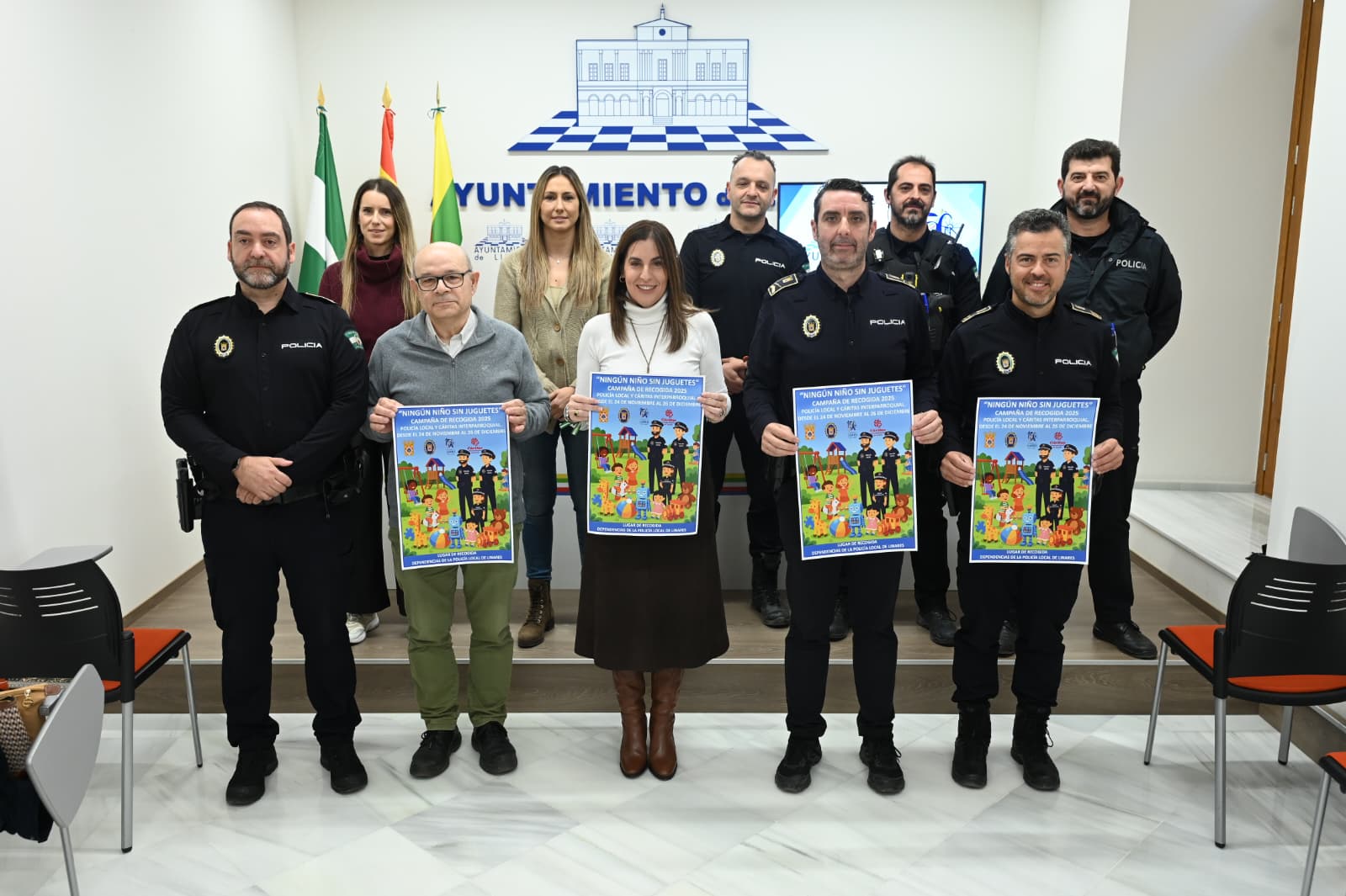 Imagen de La Policía Local pone en marcha una nueva edición de su campaña solidaria de recogida de juguetes del 24 de noviembre al 26 de diciembre