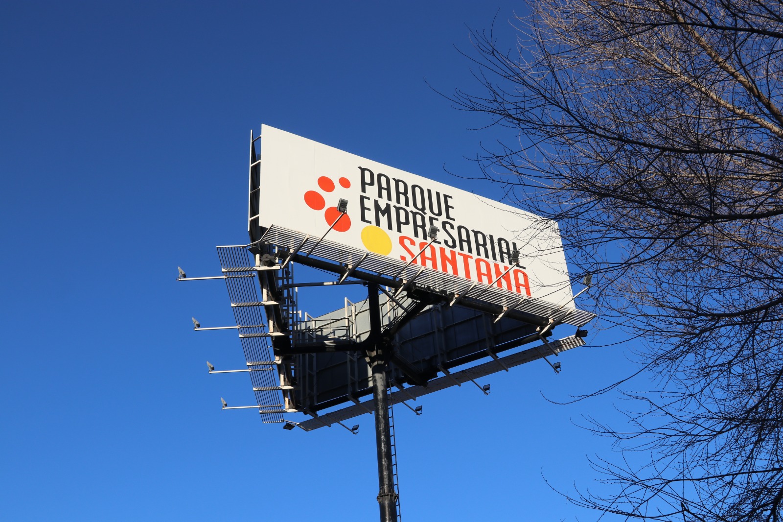 Imagen de Juan de la Torre comenta que la reactivación de la industria de Linares tiene sello Socialista