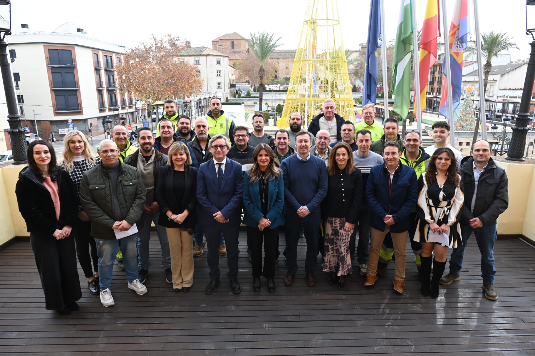 Imagen de El Ayuntamiento de Linares incorpora a 26 nuevos empleados municipales como funcionarios de carrera y personal laboral fijo