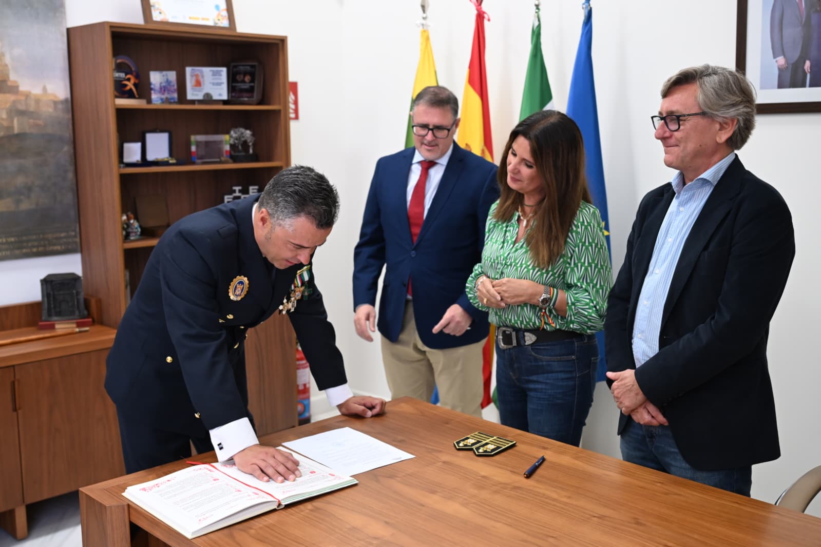 Imagen de Toma de posesión de Julio Ortiz como  inspector de la Policía Local de Linares