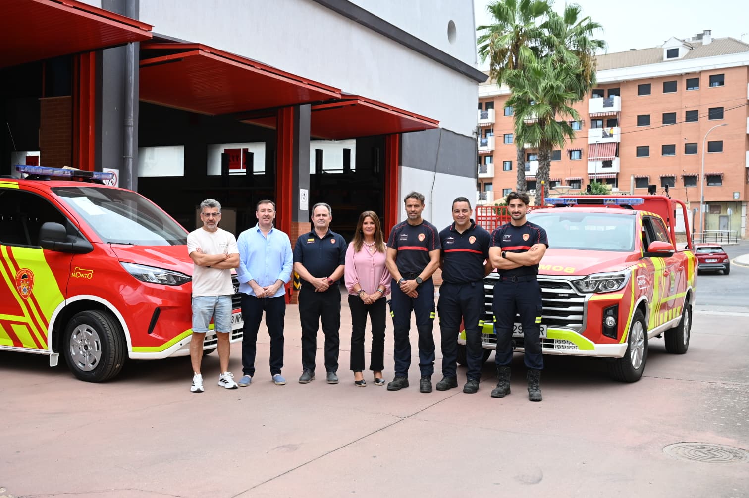 Imagen de El Ayuntamiento de Linares moderniza el Parque de Bomberos con nuevas instalaciones y medios para reforzar la seguridad
